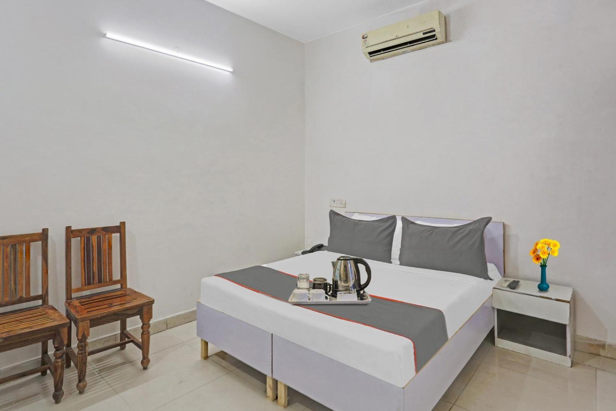Hotel O Imperial Residency Near Dashrath Puri Metro Station New Delhi Extérieur photo